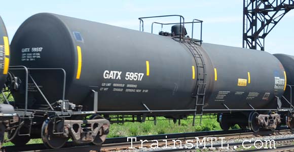 Car/wagon GATX59517 right side / coté droit